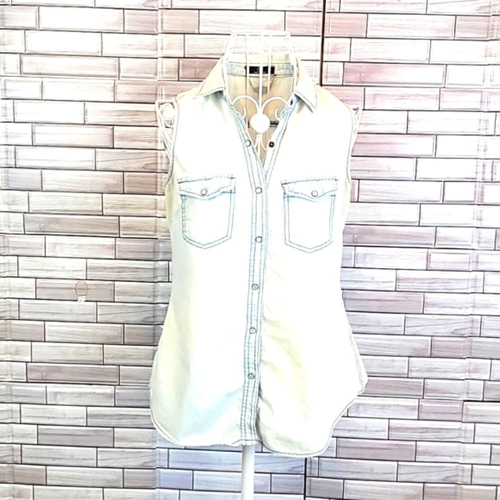 Ali Kris sleeveless pocket denim short Size S